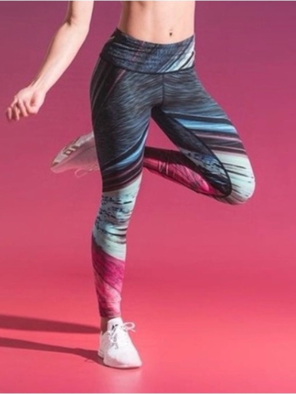 lululemon athletica Multicolor Electrobeam Abstract Print Wunder Leggings 8